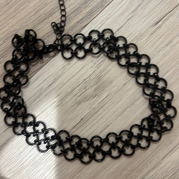 Forever 21 choker - Picture 3 of 3